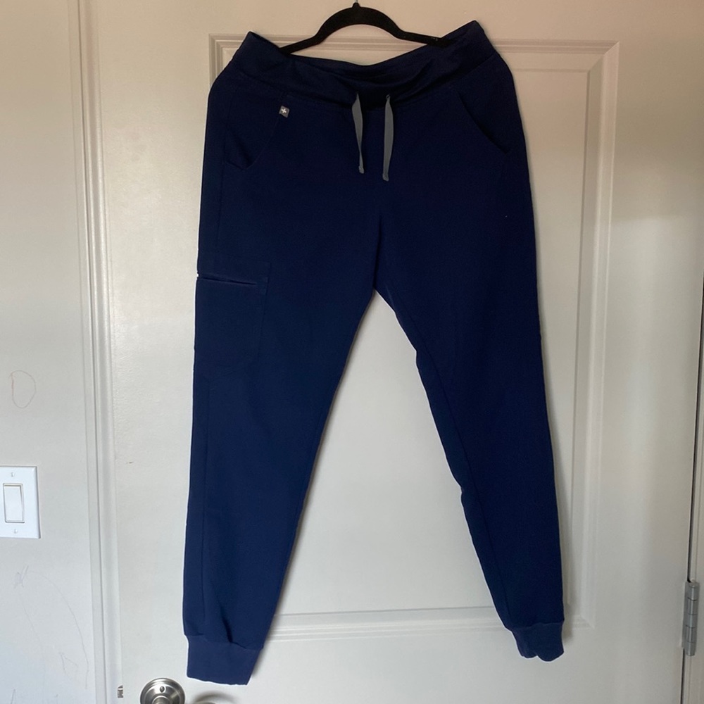figs joggers